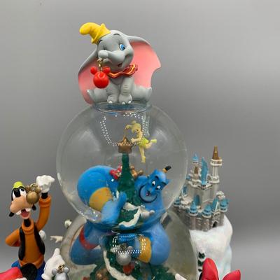 LOT 175 B: Disney Christmas Musical Snowglobe Tune "Deck The Halls"