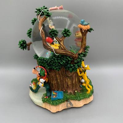 LOT 177 B: Disney Mickey & Friends Musical Snowglobe Tune "Let's Go Fly A Kite"