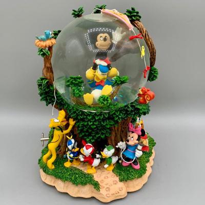 LOT 177 B: Disney Mickey & Friends Musical Snowglobe Tune "Let's Go Fly A Kite"
