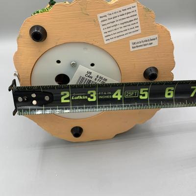 LOT 177 B: Disney Mickey & Friends Musical Snowglobe Tune "Let's Go Fly A Kite"