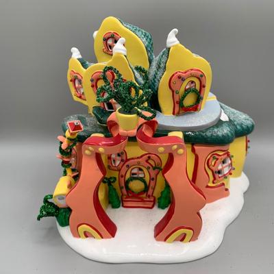 LOT 195 B: Department 56 Dr. Seuss How The Grinch Stole Christmas "Cindy Lou Who's House" Set