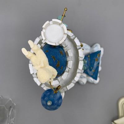 LOT 199 B: Department 56 Snowbabies "Frosty Frolic Castle", "Star Board 2000", "Gathering Stars In The...