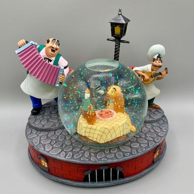 LOT 200 B: Disney Lady And The Tramp Tune "Bella Notte" Musical Snowglobe
