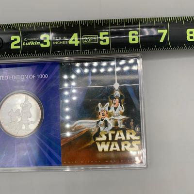 LOT 203 B: Star Wars Weekend Limited Edition .999 Silver Overlay Coin