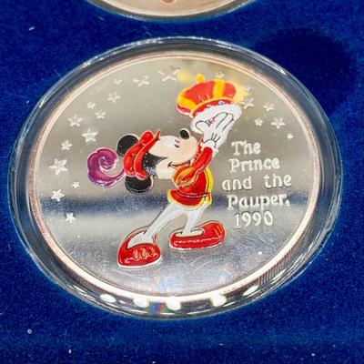 LOT 204 B: 75 Years With Mickey Silver Proof Medallions Collection ( 5 of 6 )