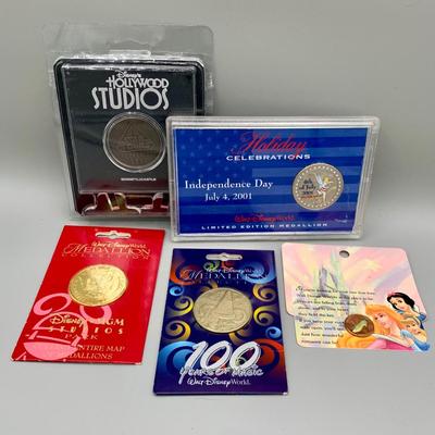LOT 205 B: Disney Coins: Hollywood Studios Star Tours Commemorative Coin, Holiday Celebrations Independence Day 2001 Limited Edition...