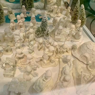 LOT 207 B: Large Department 56 Snowbabies Village Collection
