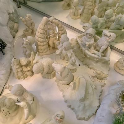 LOT 207 B: Large Department 56 Snowbabies Village Collection