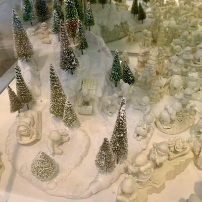 LOT 207 B: Large Department 56 Snowbabies Village Collection