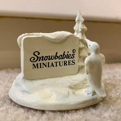 LOT 208 B: Large Department 56 Snowbabies Village Collection