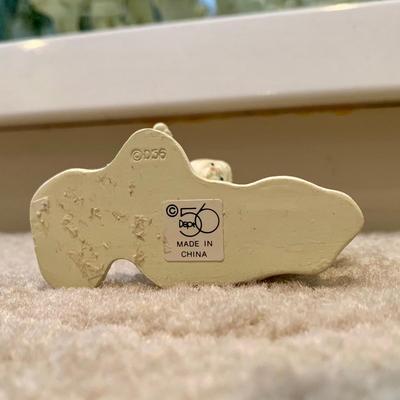 LOT 208 B: Large Department 56 Snowbabies Village Collection