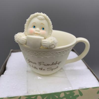 LOT 210 B: Department 56 Snowbabies Collection: "Scrapbook Crazy", Styrofoam Sign, "Message From Heaven",...