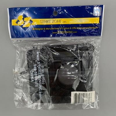 LOT 211 B: Philadelphia Phillies Veterans Stadium Collection: Limited Edition Magazine, Trading Cards, Pins, Die-Cast Tractor Trailer,...