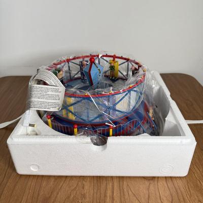 LOT 224B: Lemax Round Up Tilt-a-Whirl Carnival Amusement Park Ride in Box