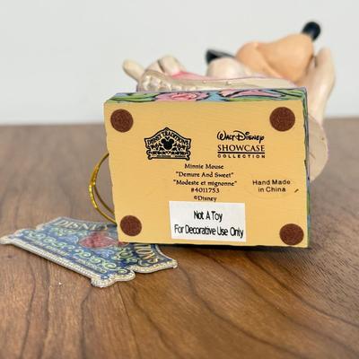 LOT 232B: Disney Parks Minnie & Daisy Shopping Bobblehead Figure, Jim Shore Disney Traditions Minnie Mini Figurine NIP &...