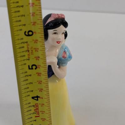 Vintage Disney Japan Snow-white Figurine Approx 6 1/2" Tall
