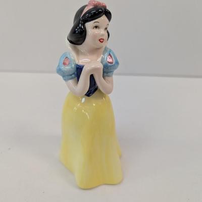 Vintage Disney Japan Snow-white Figurine Approx 6 1/2" Tall