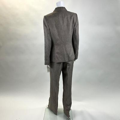 417 New with Tags ANNE KLEIN 2pc. Clay/White Suit Size 10