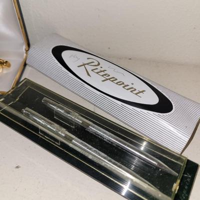 Pen and pencil sets
