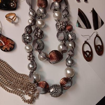FASHION JEWELRY