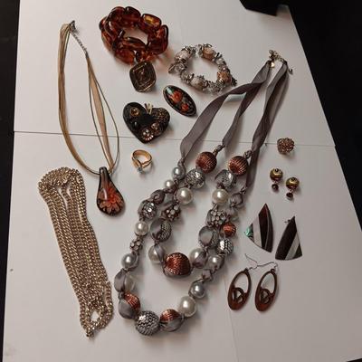 FASHION JEWELRY