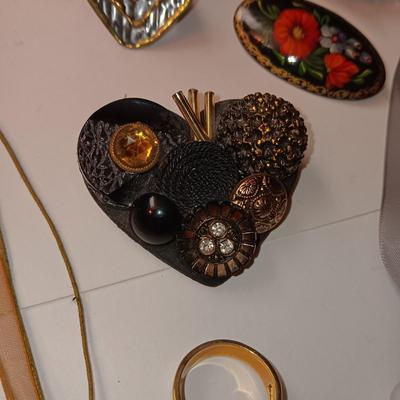 FASHION JEWELRY