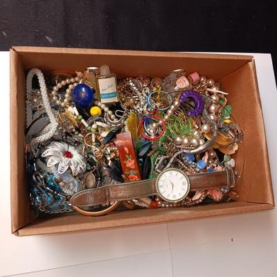 BROKEN, MISSING PARTS CRAFT OR REPURPOSE JEWELRY