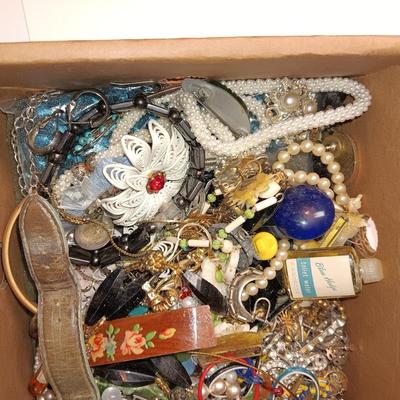 BROKEN, MISSING PARTS CRAFT OR REPURPOSE JEWELRY