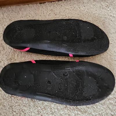 Women's size 9 9.5 Sketcher's studio water shoes and Teva sandals