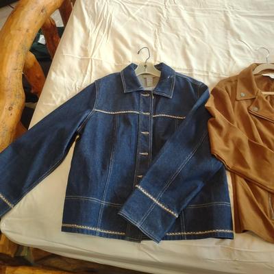 LADIES LIGHTWEIGHT JACKETS