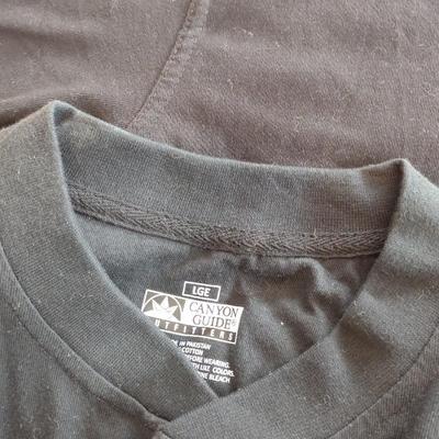 UNDER ARMOUR MEN'S SHORTS AND SHIRTS (XL)