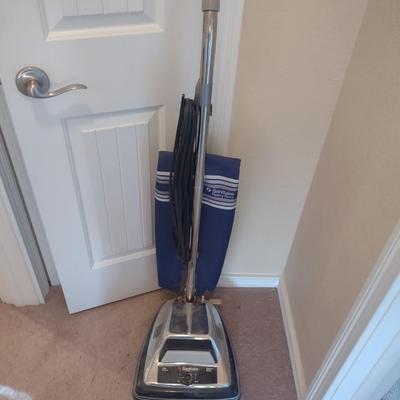 SOLITAIRE VACUUM
