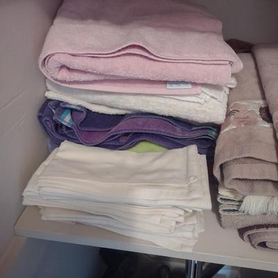BATH TOWELS