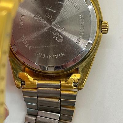 Oleg Cassini Ladies Vintage Diamond Quartz Water resistant