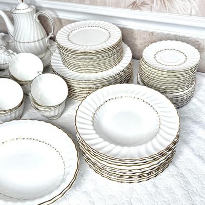 Royal Doulton English Fine Bone China Set - Adrian Pattern