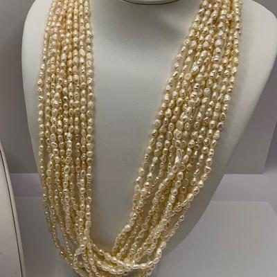 LOT 1: 1980's Gianna Rossi Multi-Strand Fresh Water Pearl Necklace and Bracelet Set with Gold Tone Clasp - Like New Condition