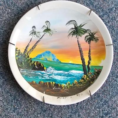 Patio decor - Painted fish - Small Garden statue in wooden house - and a painted plate