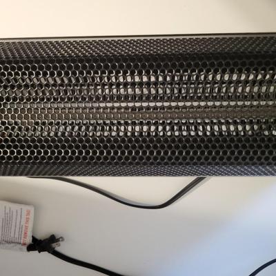 LIKE NEW HEAT WAVE ELECTRIC HEATER