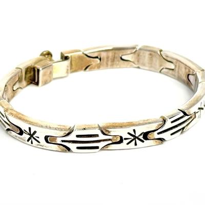 Vintage Sterling Silver .925 Bracelet with Star Design