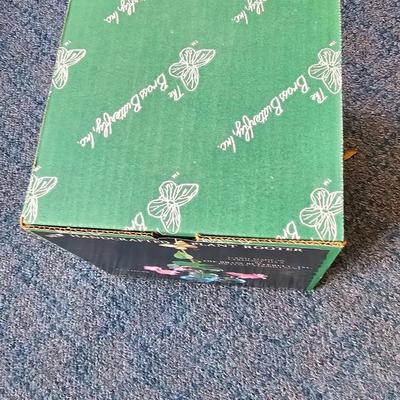 Planter pot with stand and plant rooter