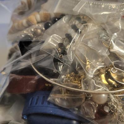 3 POUNDS OF WEARABLE BULK JEWELRY