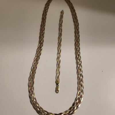 STERLING SILVER NECKLACE AND BRACELET 28 grams