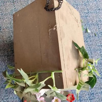 Medium and small bird house