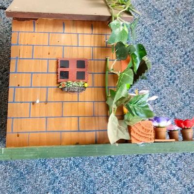 Medium and small bird house