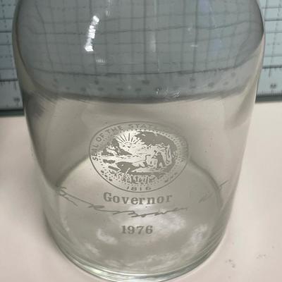 Woodmere White House Lincoln Teacup & governor carafe