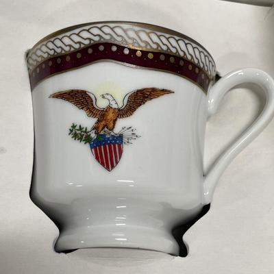 Woodmere White House Lincoln Teacup & governor carafe