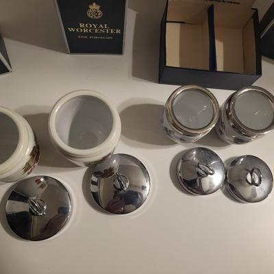 LIKE NEW ROYAL WORCESTER EGG CODDLERS
