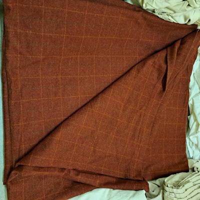 Collection of King Linens, Duvets & Blankets (2058F-SD)