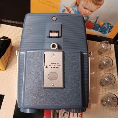 KODAK BROWNIE FLASH 20 CAMERA WITH BOX AND MANUAL