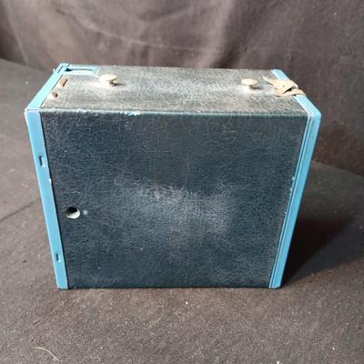 KODAK NO 2A BROWNIE BOX CAMERA